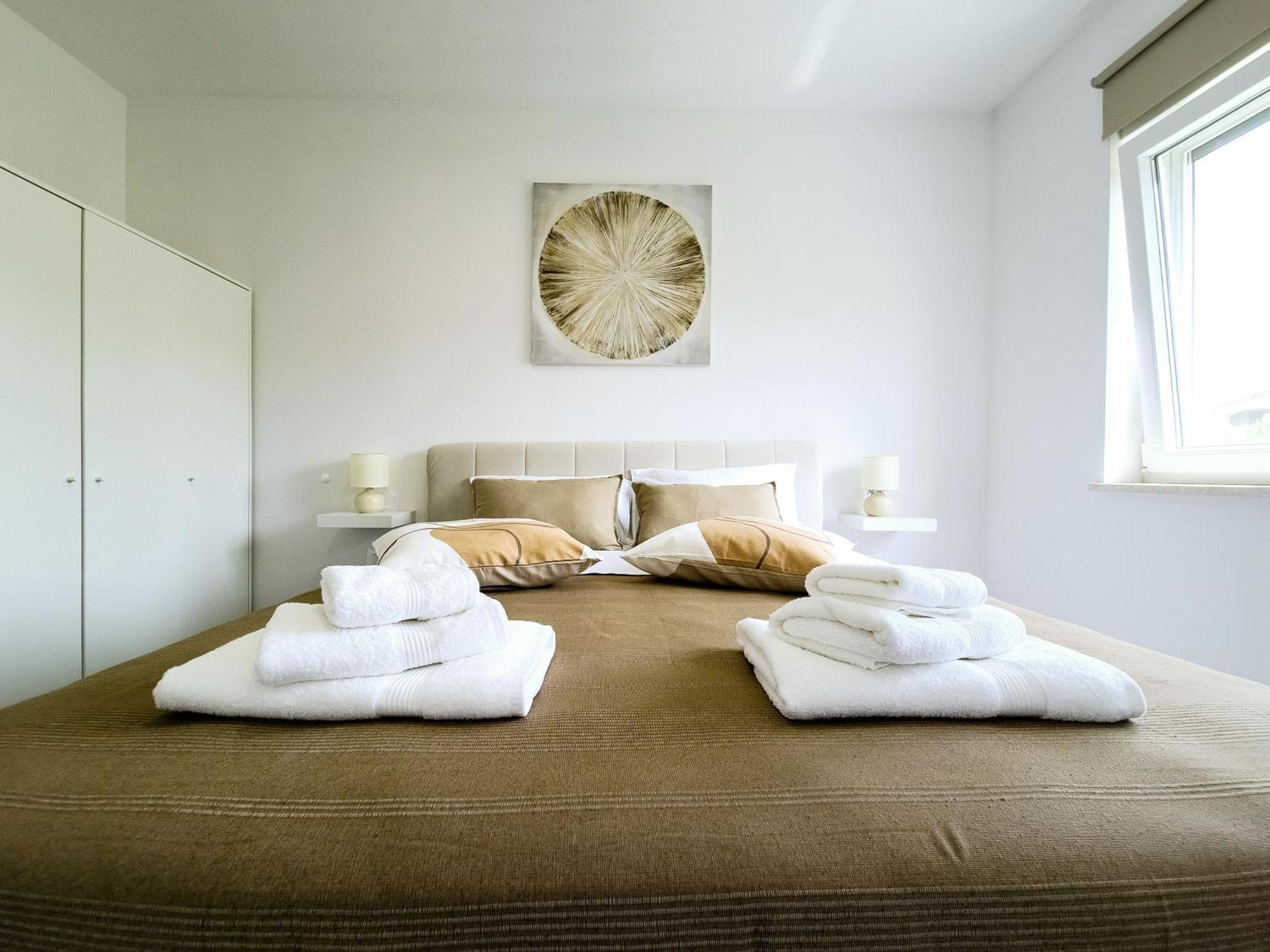 Apartments Laura & Nino พูลา ภายนอก รูปภาพ