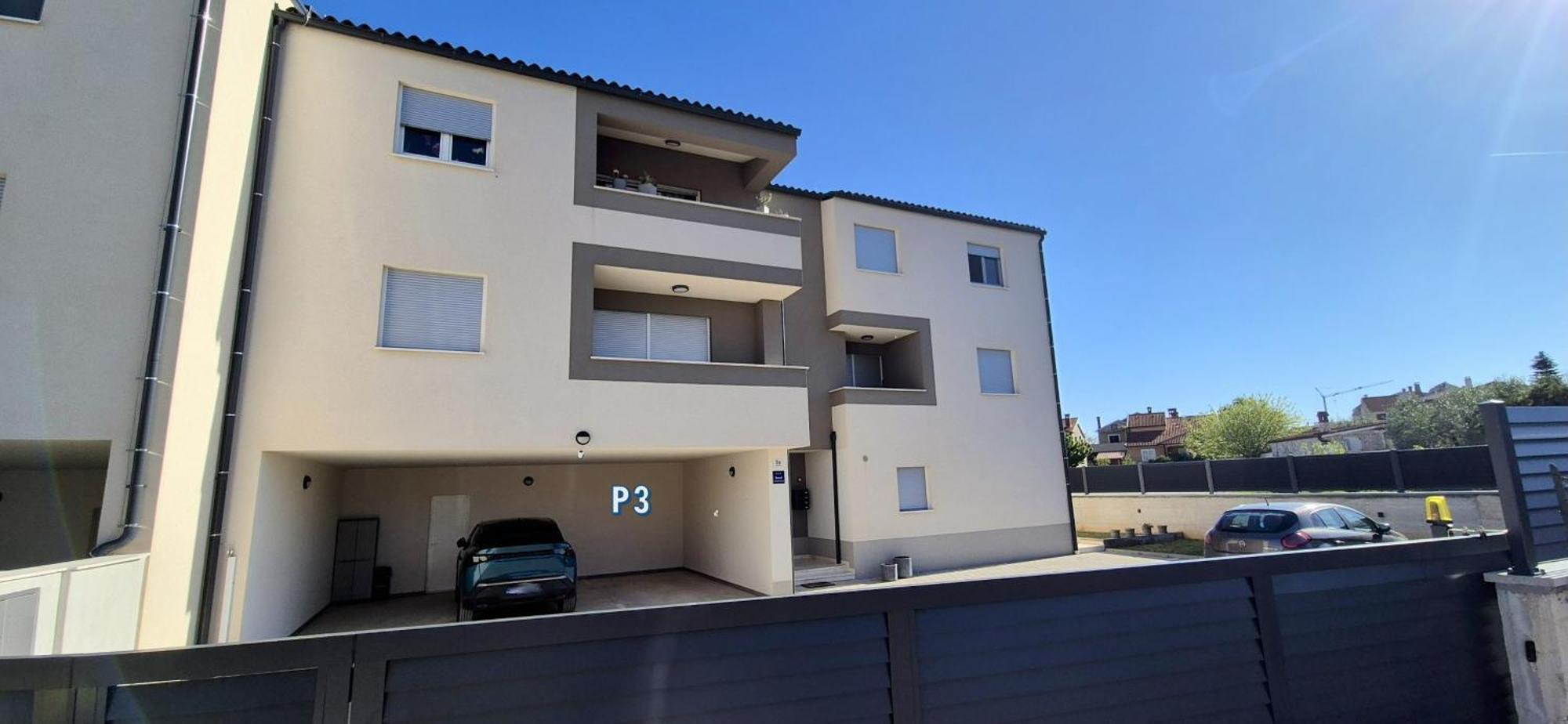 Apartments Laura & Nino พูลา ภายนอก รูปภาพ